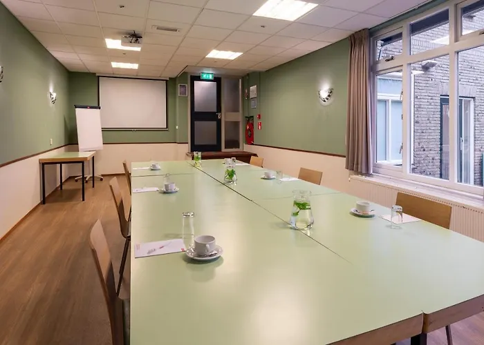 Stayokay Vandrarhem *